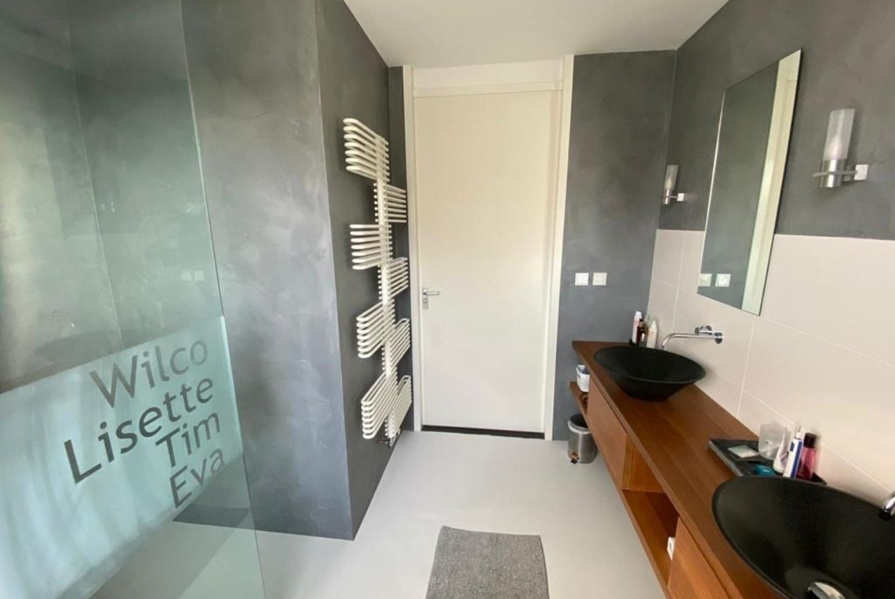 Beton cire badkamer